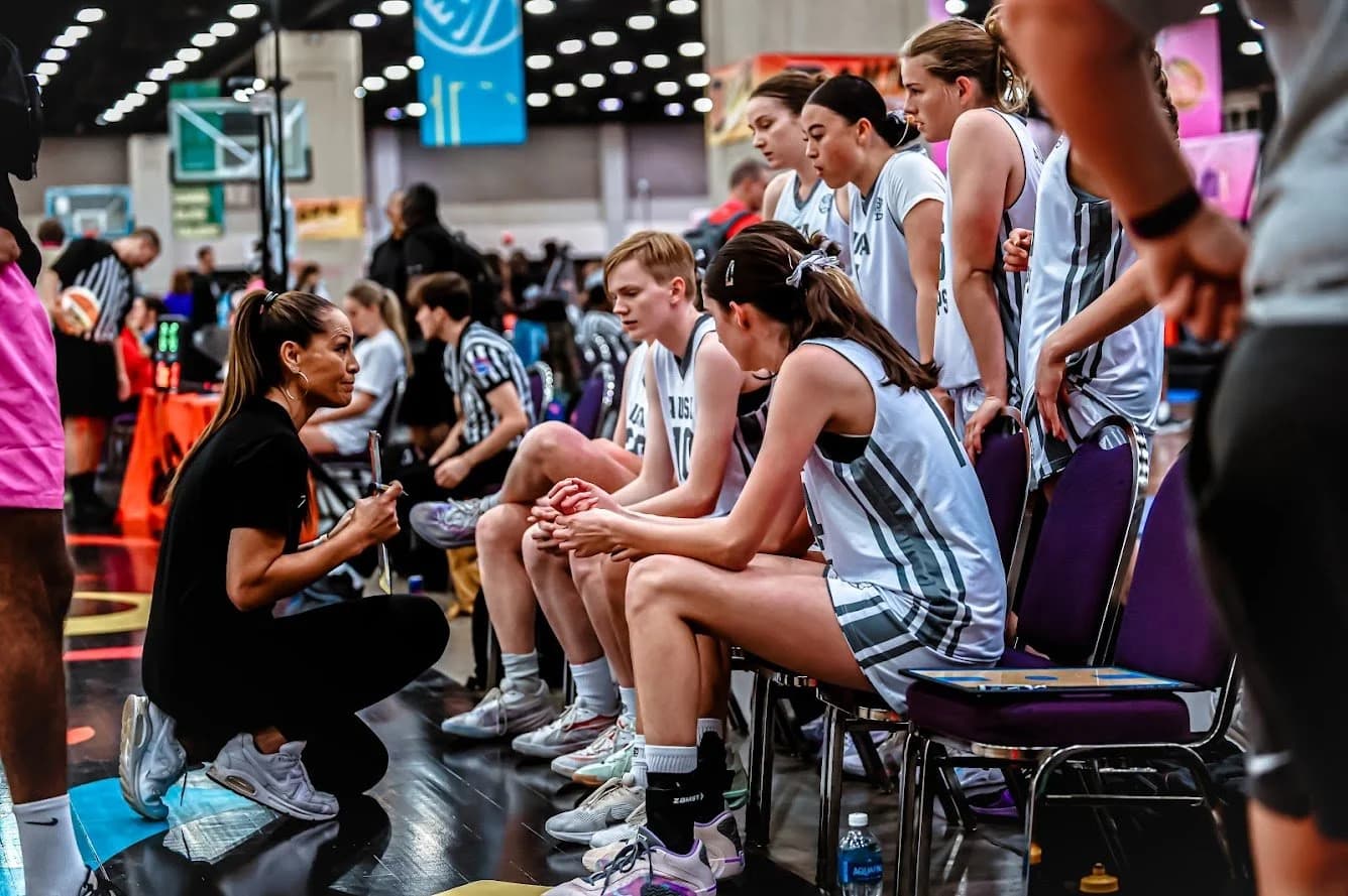 AUSA Hoops player in action during a US AAU tournament