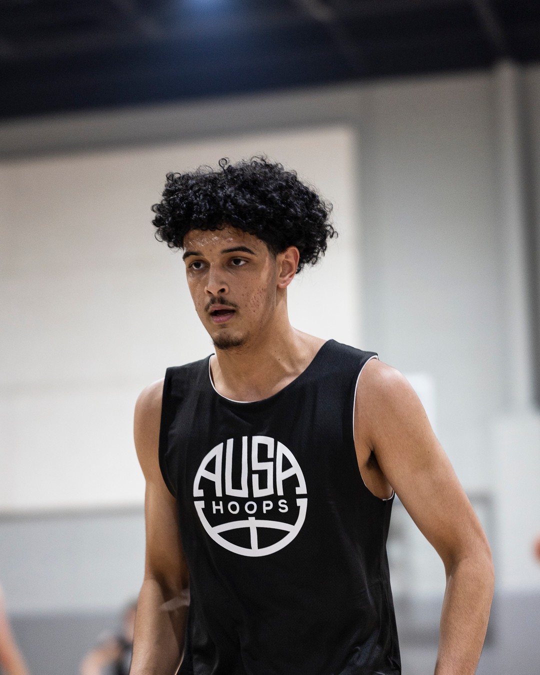 Ilia Nabi Commits to Wilbur Wright College Basketball — graphic