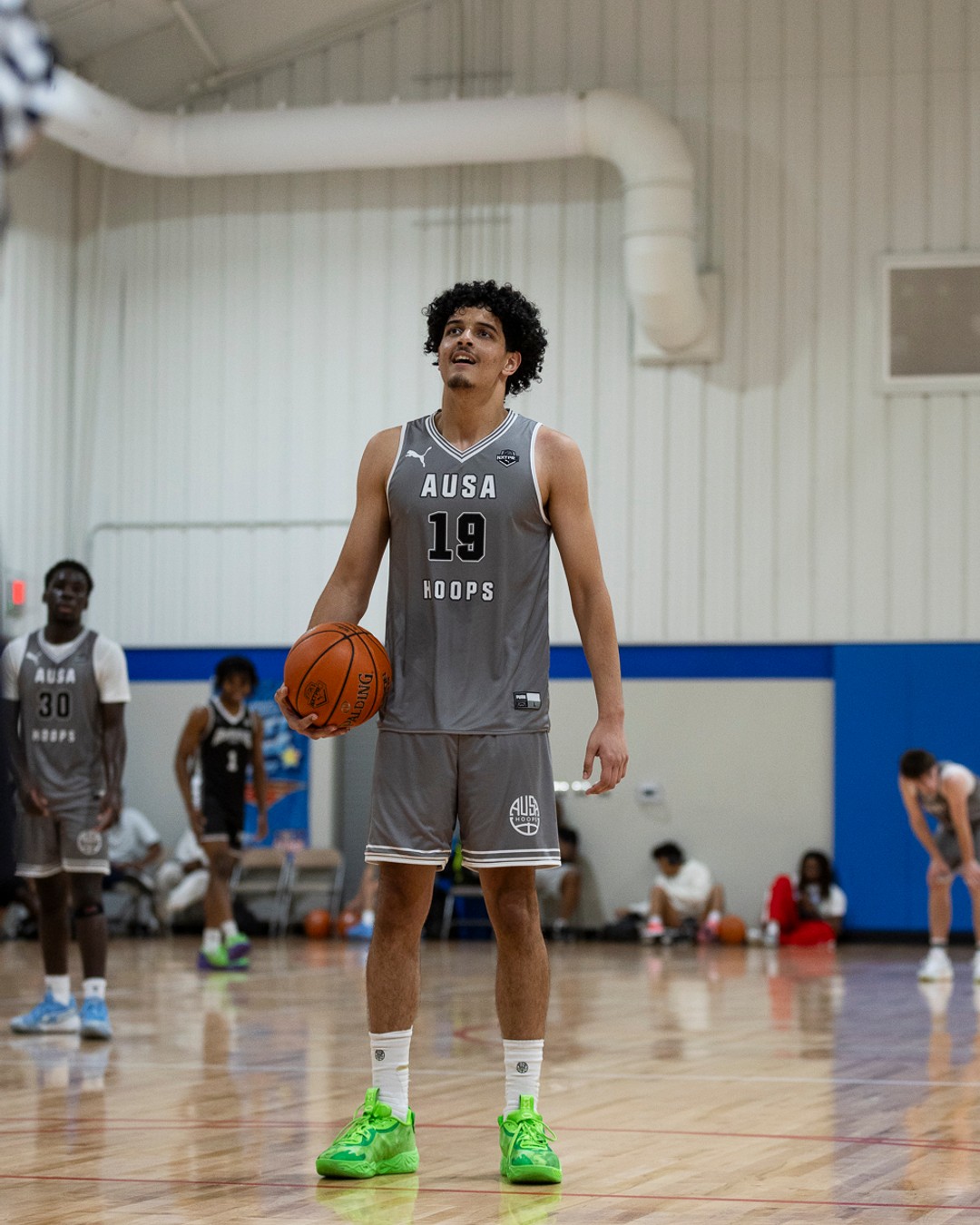 Ilia Nabi Commits to Wilbur Wright College Basketball — graphic