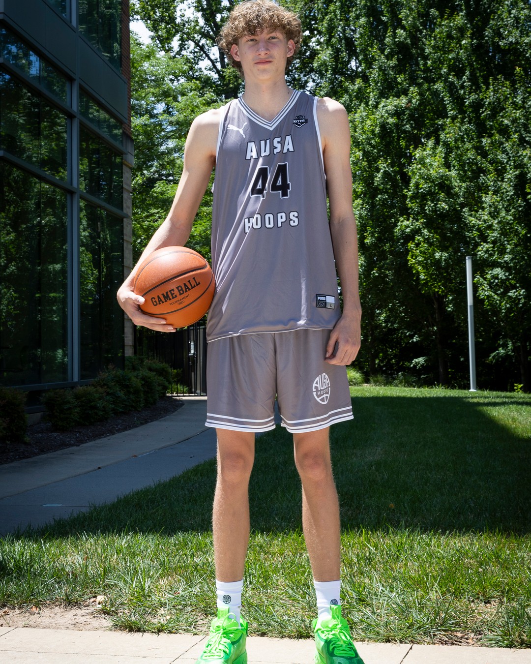 Izaak Crane commits to Mount Aloysius College, graphic