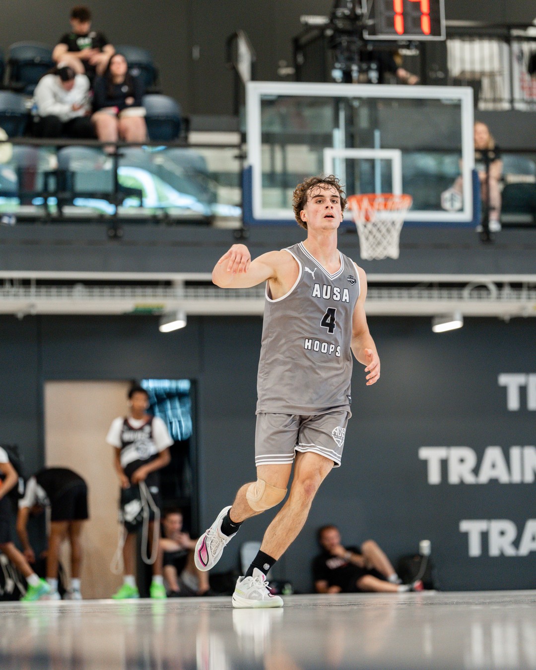 Matthew Flinders commits to Central Community College, graphic