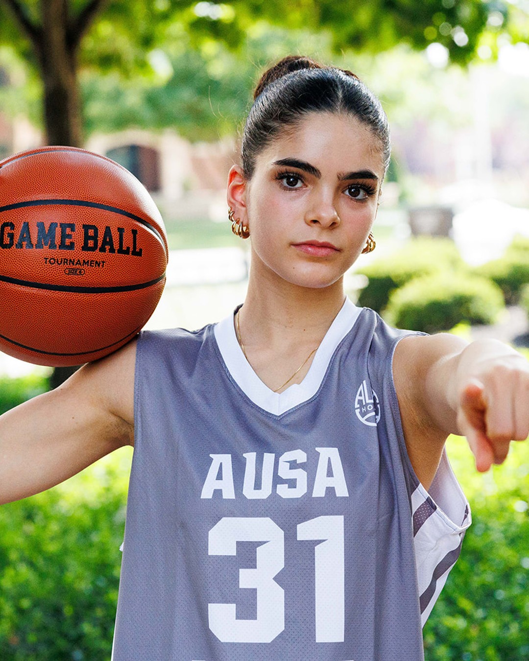 Olivia Pontes Commits to Union College Women's Basketball, graphic